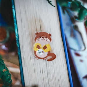 Mail Otter Pin